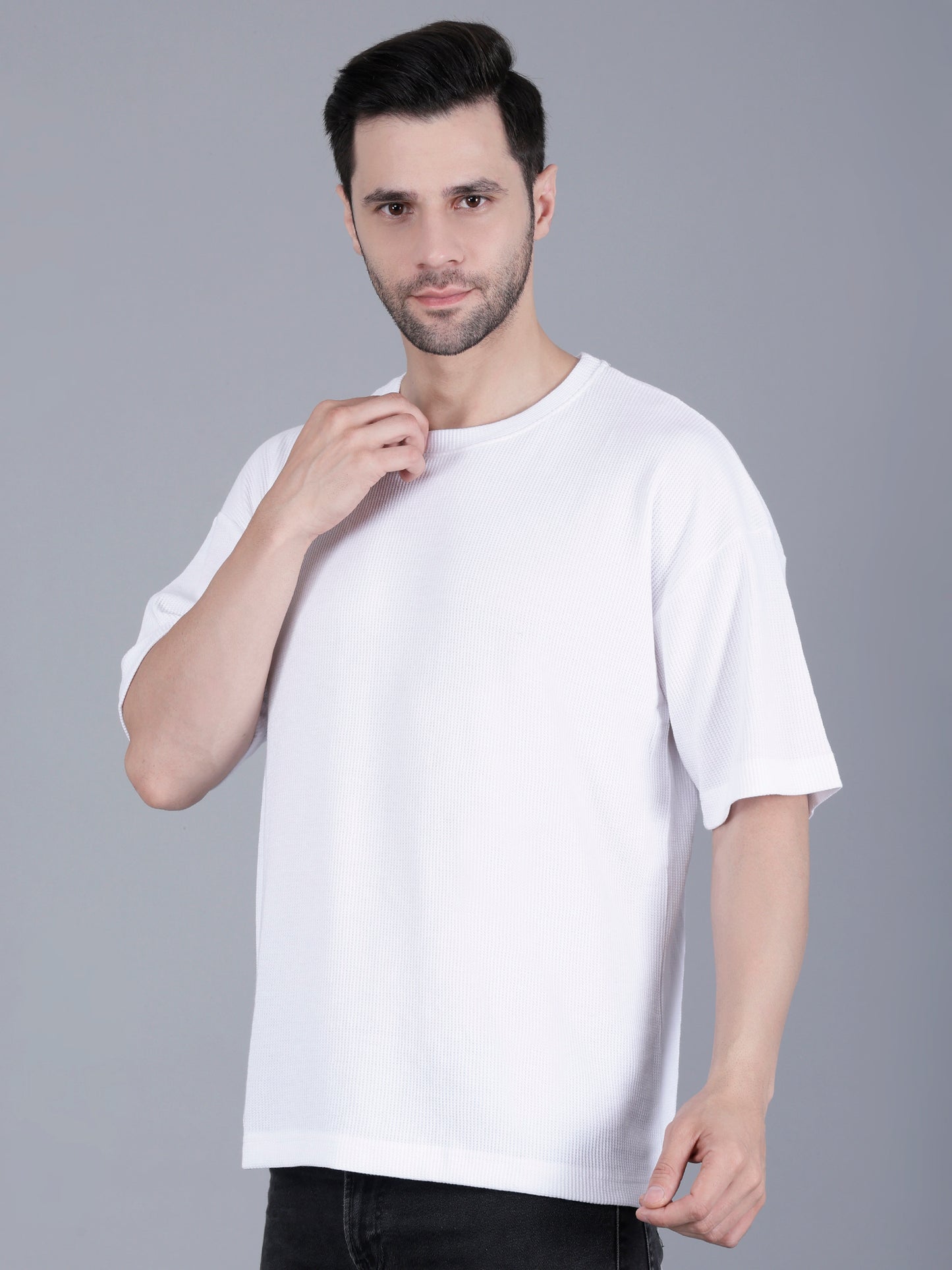 White Solid Men Oversize Round Neck Half Sleeve T-shirt | Oversize T-shirt for men