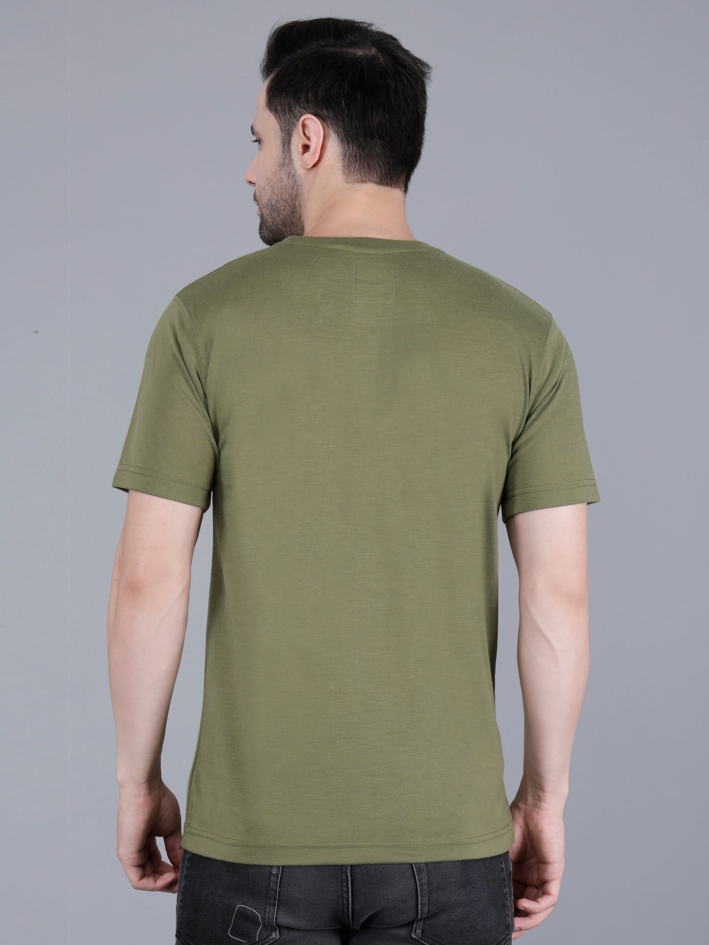 Men's Green Regular Fit Round Neck T-Shirt | Comfortable Casual Wear